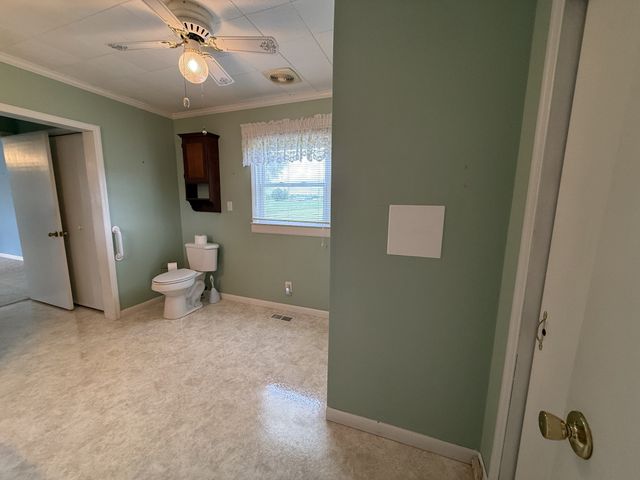 2971 Monroe Floyd Rd, Decherd, TN 37324