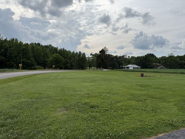 2971 Monroe Floyd Rd, Decherd, TN 37324