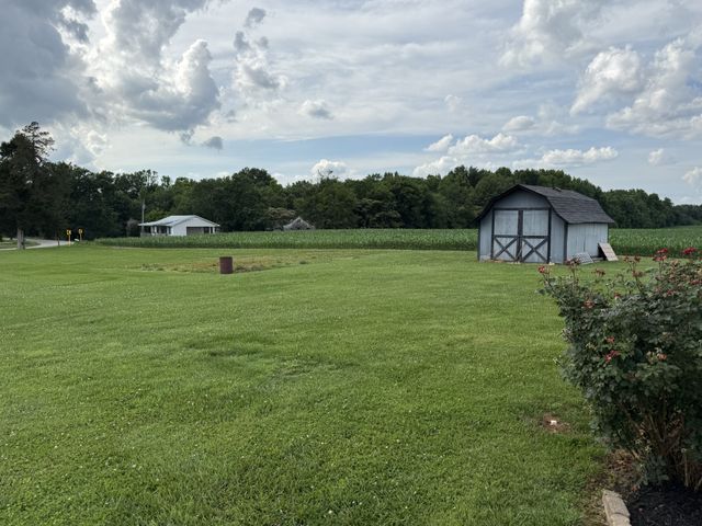 2971 Monroe Floyd Rd, Decherd, TN 37324