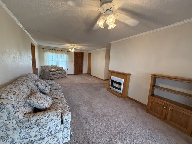 2971 Monroe Floyd Rd, Decherd, TN 37324
