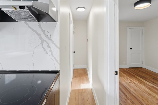 25 Johnson St, Worcester, MA 01604