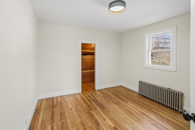25 Johnson St, Worcester, MA 01604