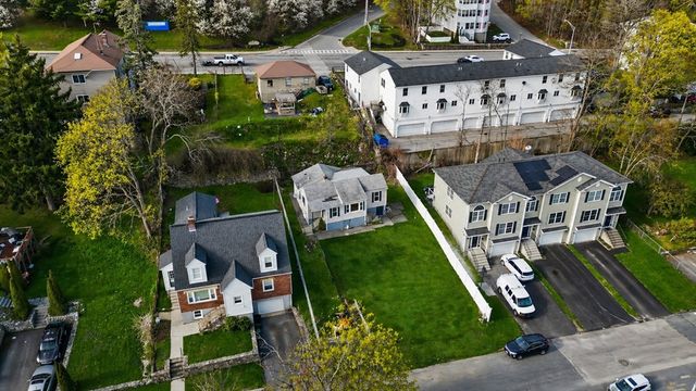 25 Johnson St, Worcester, MA 01604