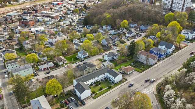 25 Johnson St, Worcester, MA 01604