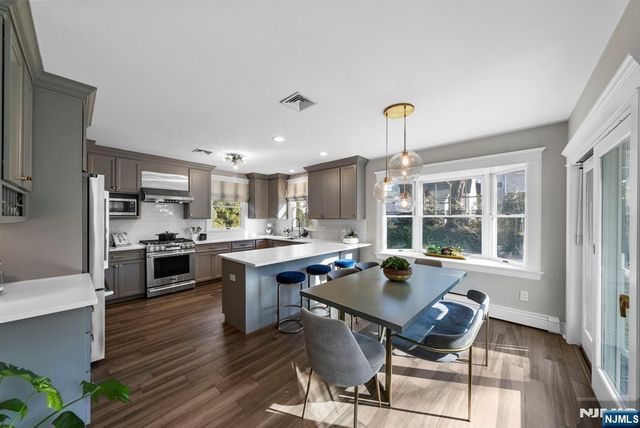 163 Hampton Place, Ridgewood, NJ 07450