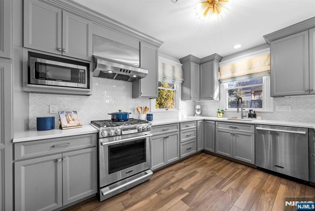 163 Hampton Place, Ridgewood, NJ 07450