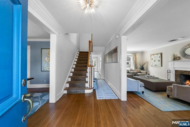 163 Hampton Place, Ridgewood, NJ 07450