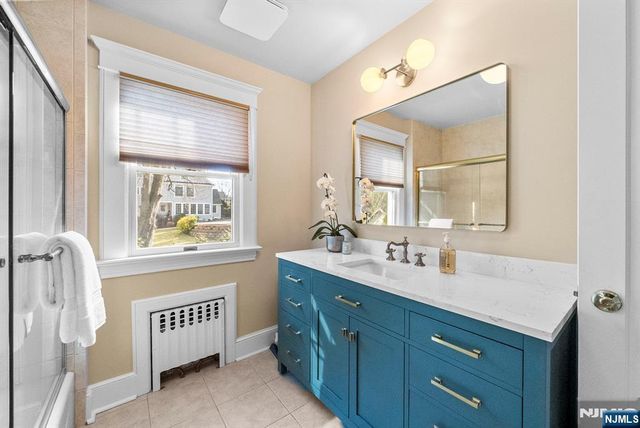 163 Hampton Place, Ridgewood, NJ 07450