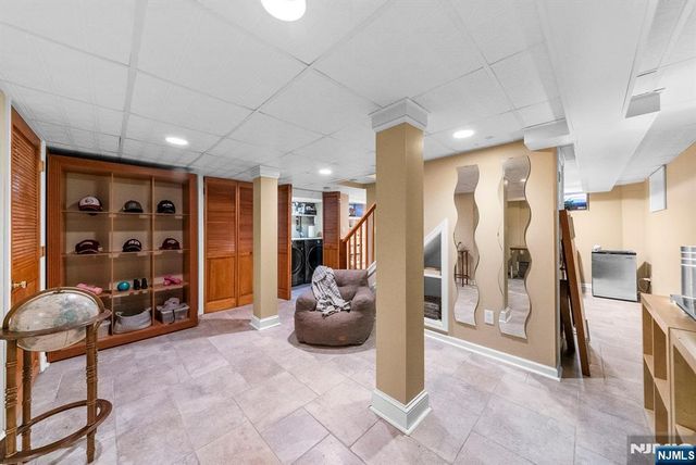 163 Hampton Place, Ridgewood, NJ 07450