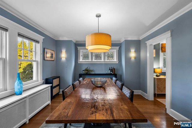 163 Hampton Place, Ridgewood, NJ 07450