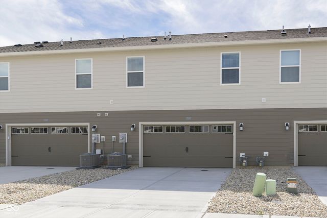 17290 Wellburn Drive, Westfield, IN 46074