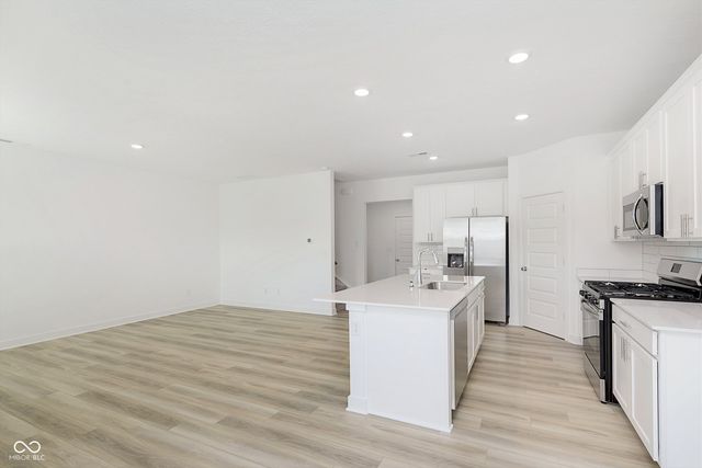 17290 Wellburn Drive, Westfield, IN 46074