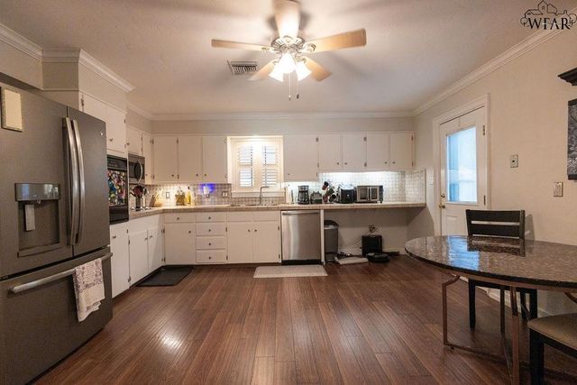 4414 MARTINIQUE STREET, Wichita Falls, TX 76308