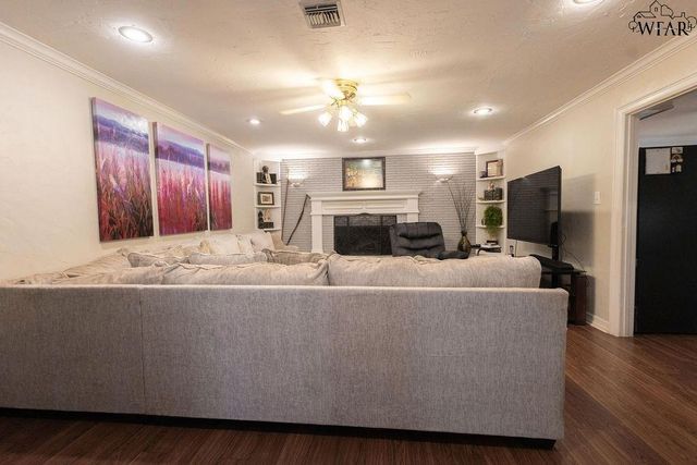 4414 MARTINIQUE STREET, Wichita Falls, TX 76308