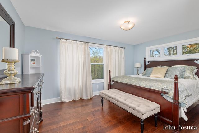7314 Thornapple Park Drive, Grand Rapids, MI 49546