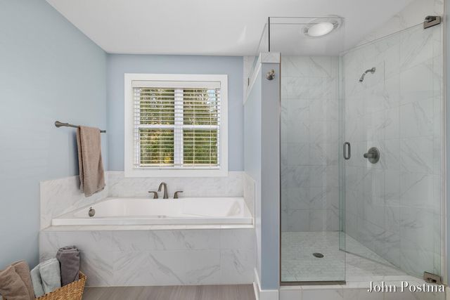 7314 Thornapple Park Drive, Grand Rapids, MI 49546