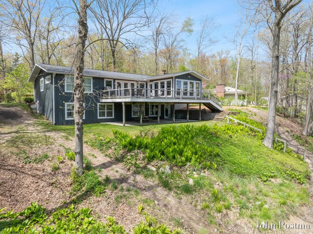 7314 Thornapple Park Drive, Grand Rapids, MI 49546