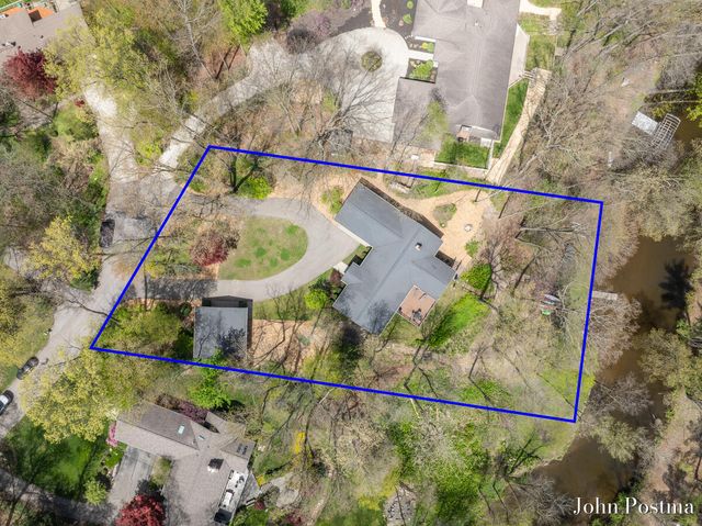 7314 Thornapple Park Drive, Grand Rapids, MI 49546