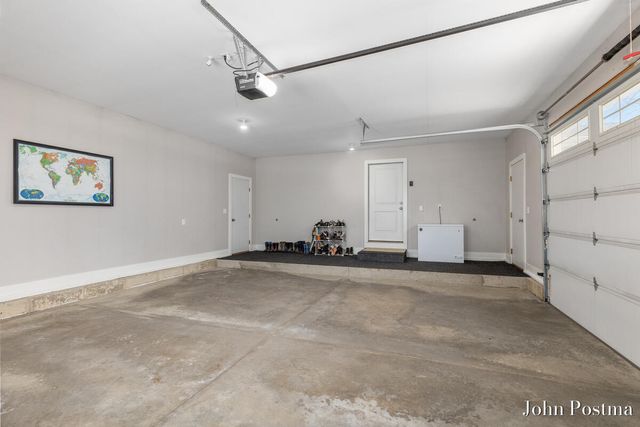 7314 Thornapple Park Drive, Grand Rapids, MI 49546