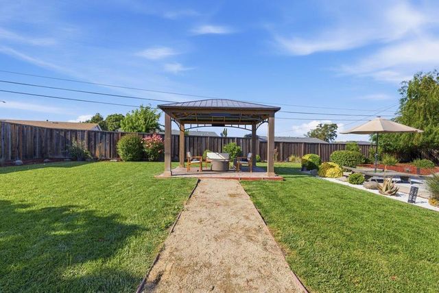 7947 Serena Court, Dublin, CA 94568