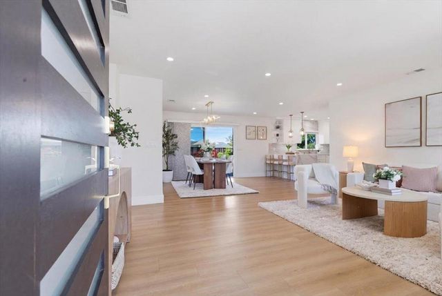 7947 Serena Court, Dublin, CA 94568