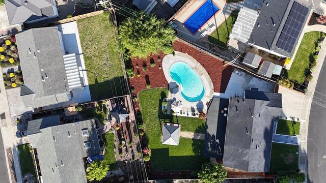 7947 Serena Court, Dublin, CA 94568
