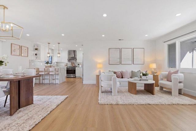 7947 Serena Court, Dublin, CA 94568