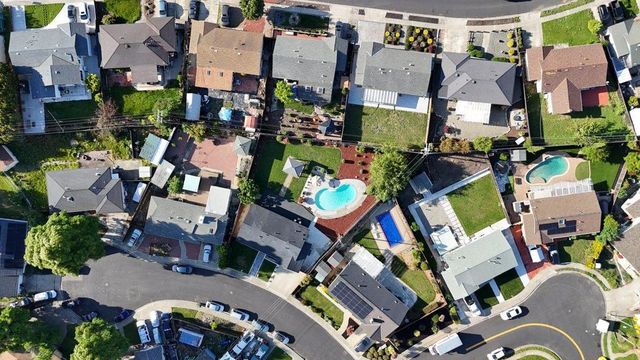 7947 Serena Court, Dublin, CA 94568