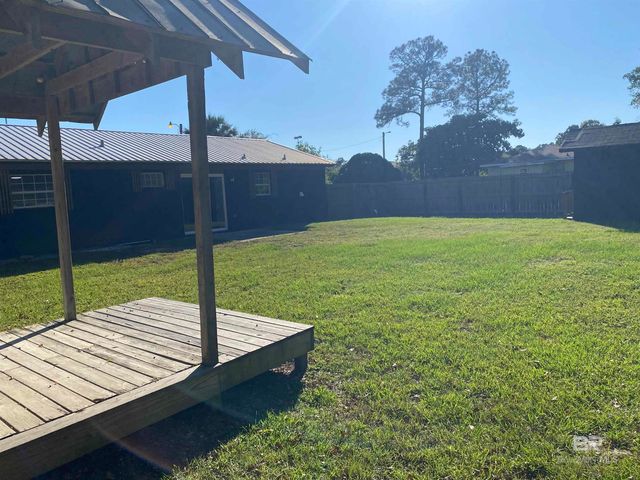 20095 Dotson Street, Gulf Shores, AL 36542