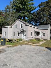 36 N Pearl Street, Glens Falls, NY 12801