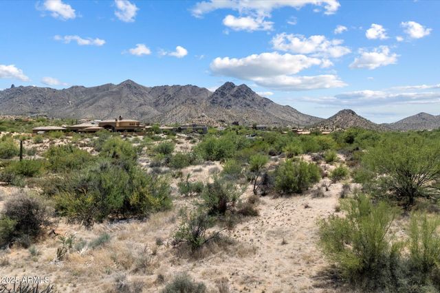 11904 E HACKAMORE Drive 4, Scottsdale, AZ 85255