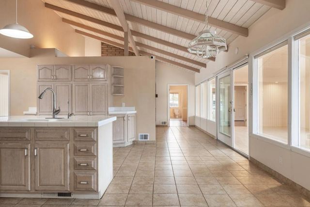 714 Monterey Salinas Highway, Salinas, CA 93908