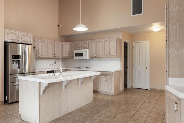 714 Monterey Salinas Highway, Salinas, CA 93908