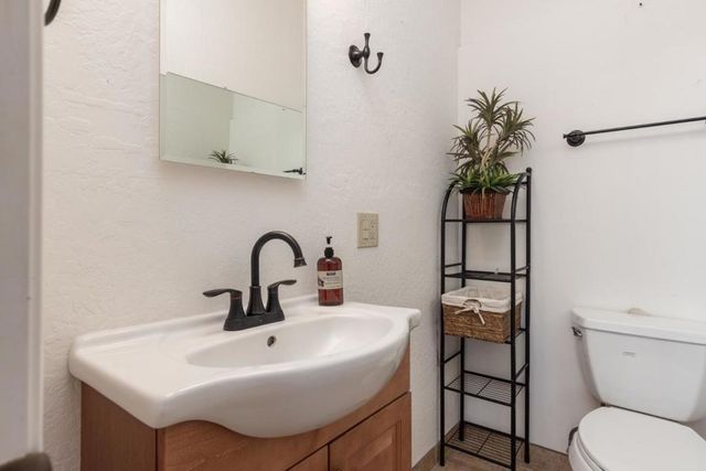 714 Monterey Salinas Highway, Salinas, CA 93908