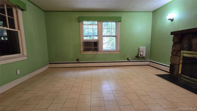 59 Becker Street, Lake Peekskill, NY 10537