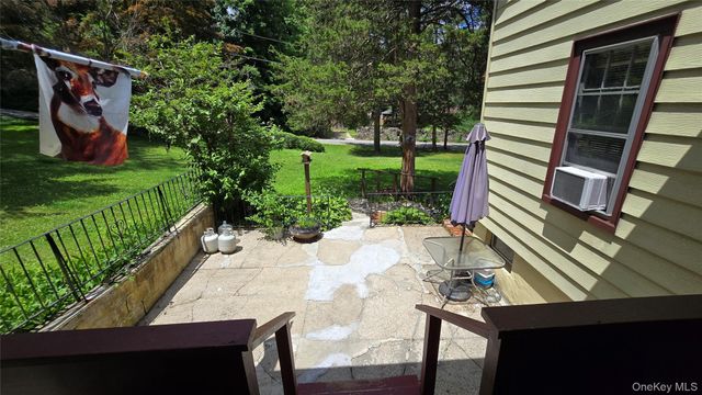 59 Becker Street, Lake Peekskill, NY 10537