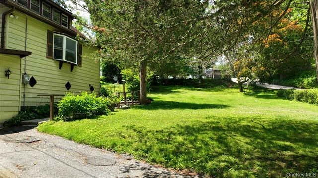 59 Becker Street, Lake Peekskill, NY 10537