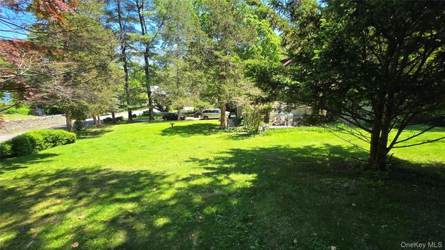 59 Becker Street, Lake Peekskill, NY 10537