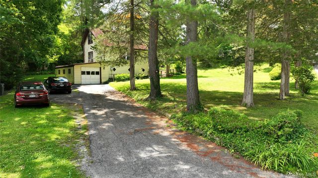 59 Becker Street, Lake Peekskill, NY 10537