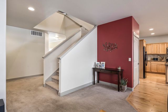 61285 Bronze Meadow Lane, Bend, OR 97702