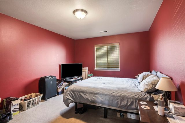 61285 Bronze Meadow Lane, Bend, OR 97702