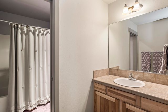 61285 Bronze Meadow Lane, Bend, OR 97702