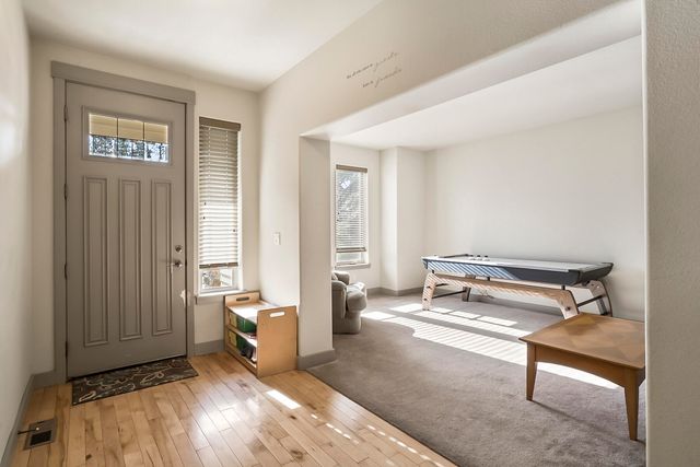 61285 Bronze Meadow Lane, Bend, OR 97702