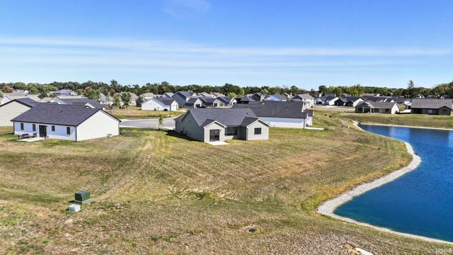 1483 Marsh Deer Run, Huntertown, IN 46748