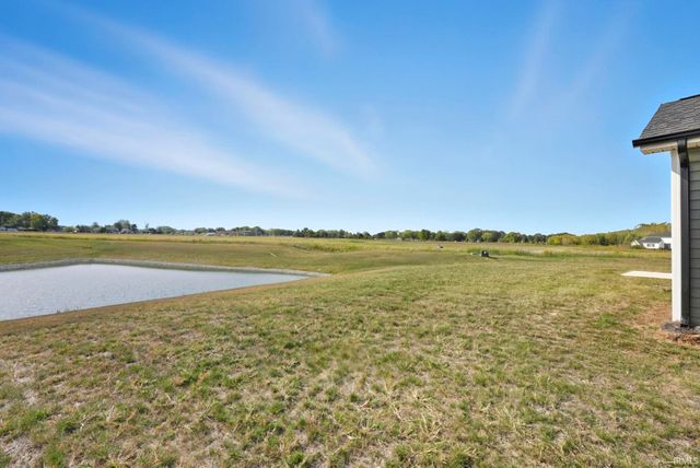 1483 Marsh Deer Run, Huntertown, IN 46748