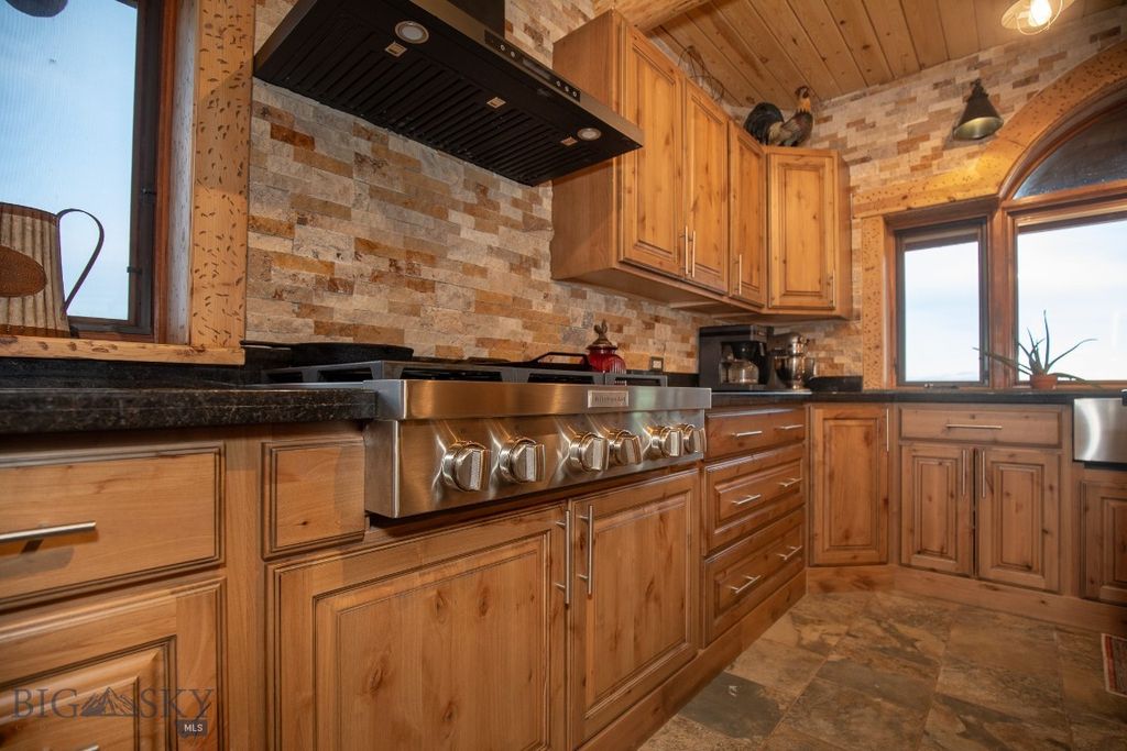 1380 Glacier View Dr, Deer Lodge, MT 59722 photo 7