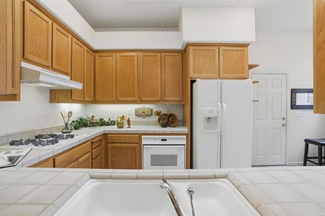 69 Windcrest Lane, South San Francisco, CA 94080