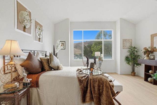 69 Windcrest Lane, South San Francisco, CA 94080