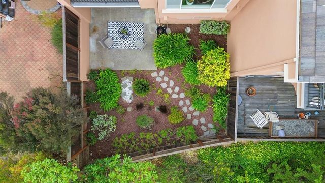 69 Windcrest Lane, South San Francisco, CA 94080