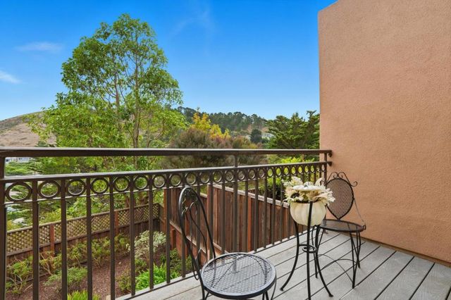 69 Windcrest Lane, South San Francisco, CA 94080